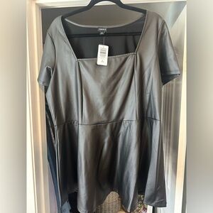 Fake leather cute top with stretchy material